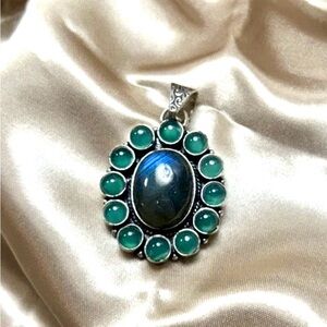 Elegant Silver labradorite, and green CHALCEDONY Pendant